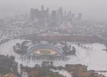 Dodger Stadium se inunda tras el paso del huracán Hilary