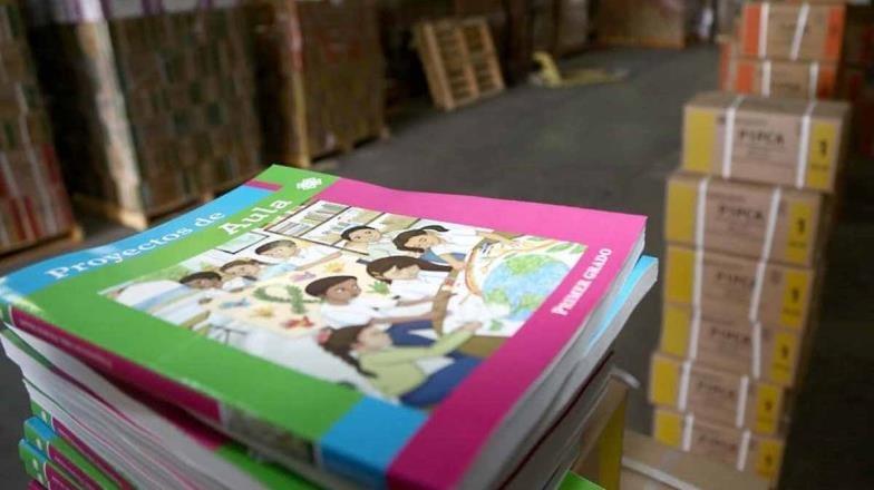 En Sonora buscan detener la entrega de los nuevos libros de texto En Sonora buscan detener la entrega de los nuevos libros de texto