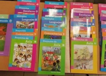 Entrega de libros de texto de primaria culminó, faltan los de secundaria Entrega de libros de texto de primaria culminó, faltan los de secundaria