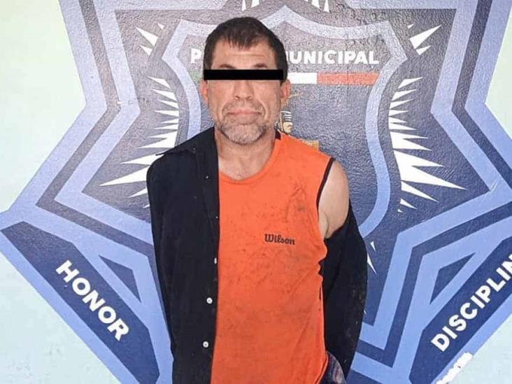 Detienen a sujeto por golpear a una persona en la Comisaría Marte R. Gómez Detienen a sujeto por golpear a una persona en la Comisaría Marte R. Gómez