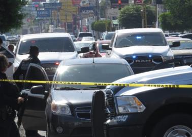 Tirotean vehículo en la calle Guerrero de Ciudad Obregón