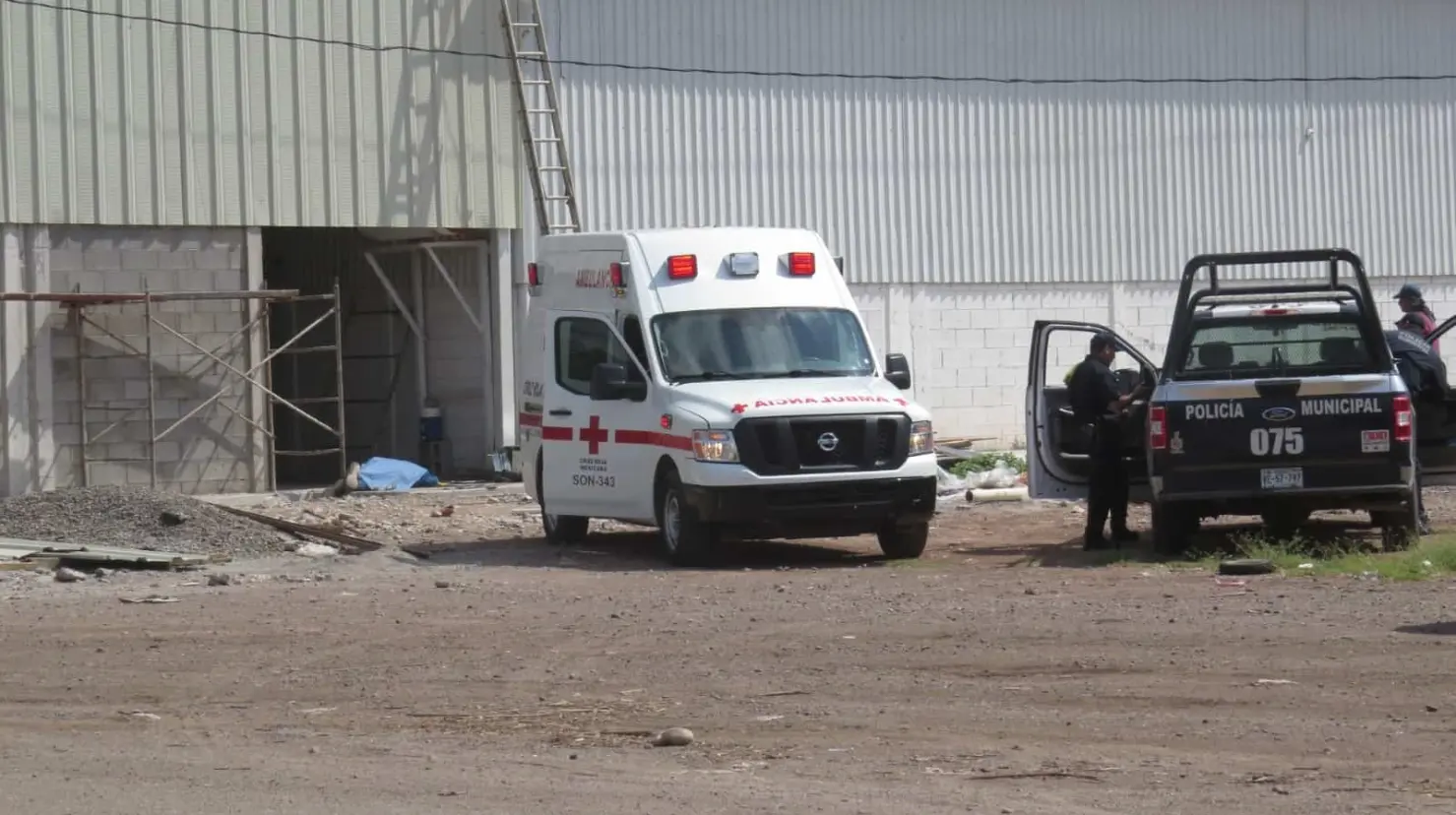 Hombre muere mientras trabajaba en la Central de Abastos en Cajeme