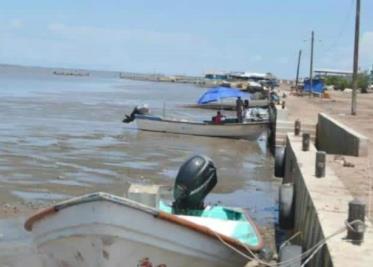 Pescadores están listos a la espera del levantamiento de la veda del camarón Pescadores están listos a la espera del levantamiento de la veda del camarón
