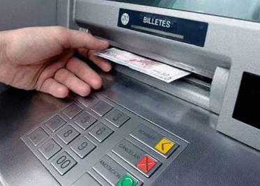 Este cajero automático te cobra menos comisión por hacer retiro de otro banco Este cajero automático te cobra menos comisión por hacer retiro de otro banco