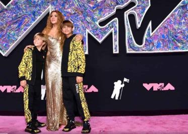 Shakira llegó con sus hijos Milan y Sasha a los premios MTV Video Music Awards Shakira llegó con sus hijos Milan y Sasha a los premios MTV Video Music Awards