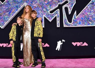 Shakira llegó con sus hijos Milan y Sasha a los premios MTV Video Music Awards