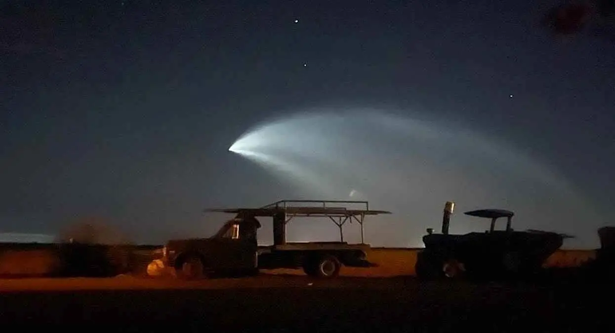 Paso de cohete SpaceX por el cielo de Sonora asombra a la población