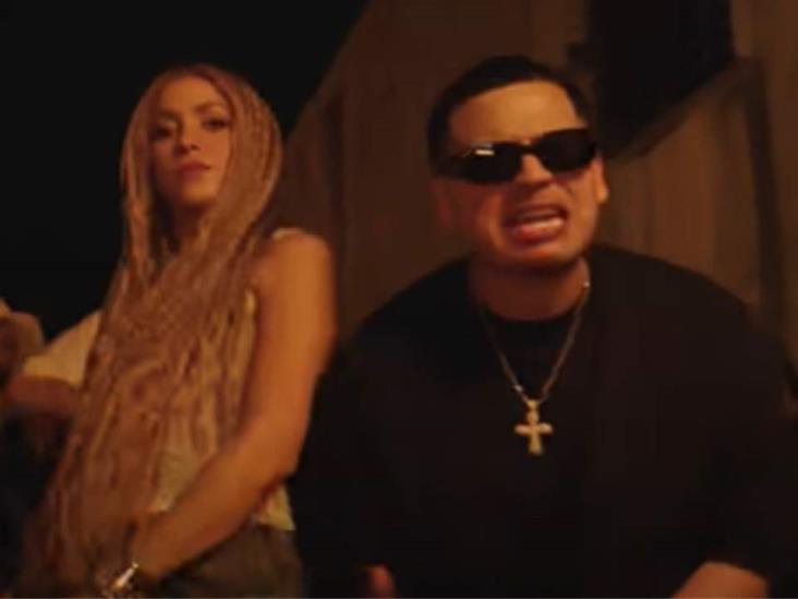 Shakira estrena "El Jefe" y... Se la dedica a su suegro Shakira estrena "El Jefe" y... Se la dedica a su suegro