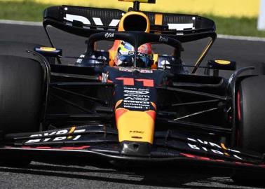 Checo Pérez saldrá en quinto lugar en Japón; Verstappen consiguió la pole