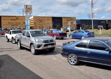 Navojoenses exigen resolver problema vial del ferrocarril