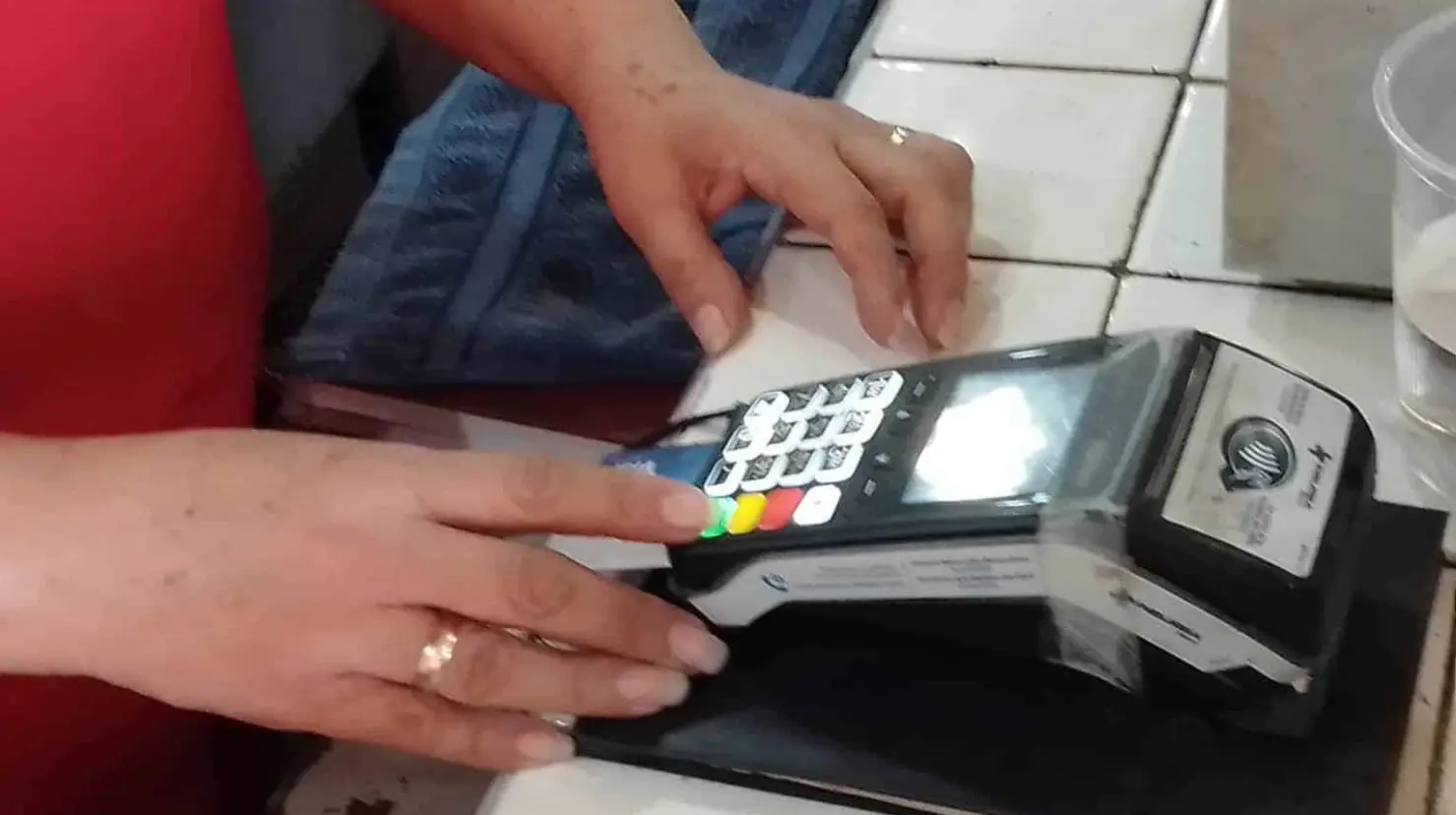En Mercajeme comerciantes se actualizan a la hora del cobro con medios digitales
