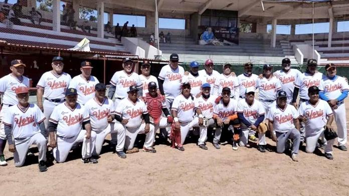 Festejo de campeones: Yoris Obregón conquistó el Torneo Tres Valles Festejo de campeones: Yoris Obregón conquistó el Torneo Tres Valles