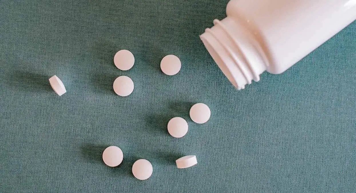 ¿Qué sucede si tomo un medicamento caducado? esto dice la UNAM