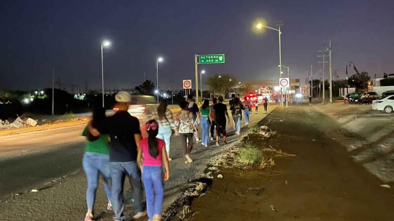 Devotos de San Judas Tadeo lo visitan en Cajeme