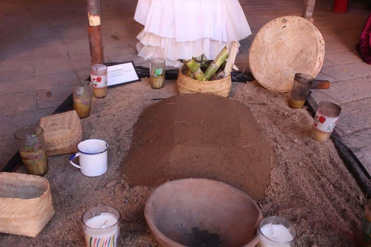 Guarijíos mantienen la tradición del Día de Muertos