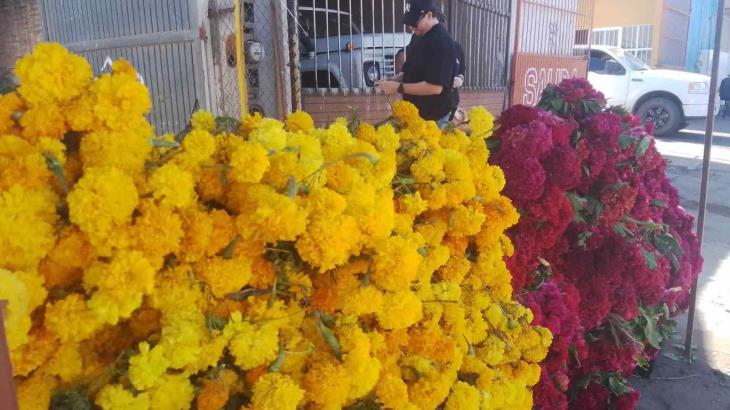 Mercado de las flores, tradición de 37 años en Cajeme 