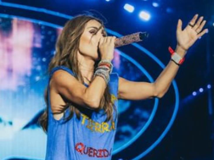 Anahí anuncia retiro de los escenarios al culminar gira RBD Anahí anuncia retiro de los escenarios al culminar gira RBD