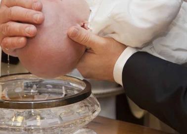 Papa Francisco autoriza bautismo de personas transexuales y beb&eacute;s de parejas del mismo sexo