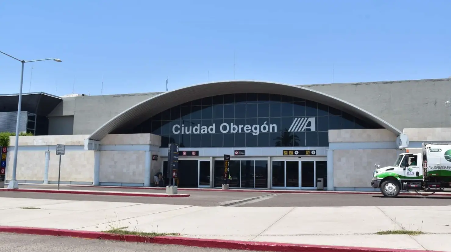 Ampliaran la pista del Aeropuerto Internacional de Ciudad Obregon inversionistas españoles