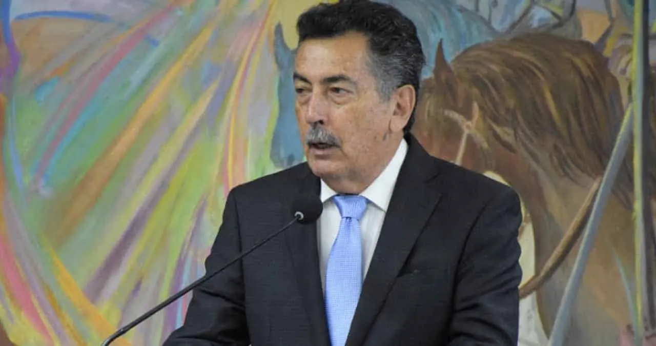 Javier Lamarque Cano buscará la reelección en Cajeme con Morena