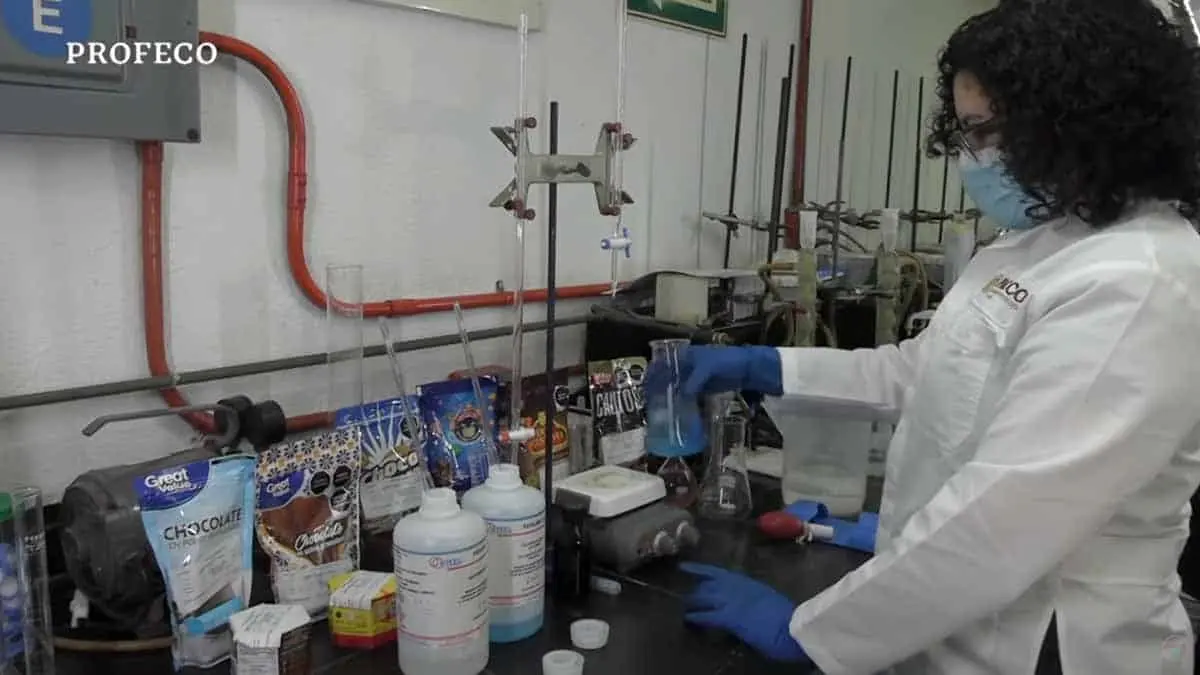 Walmart vende baratísimo el "chocolate" en polvo vitaminado y avalado por Profeco