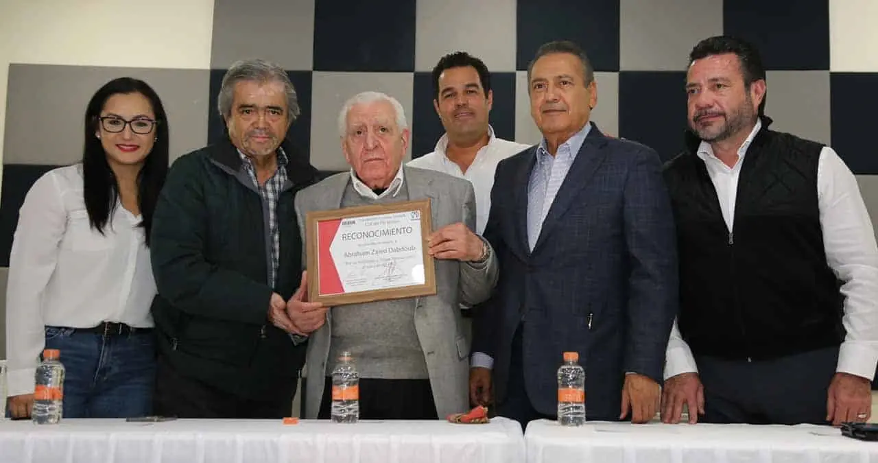 Valores, honorabilidad y compromiso, faltan en la política actual: Beltrones