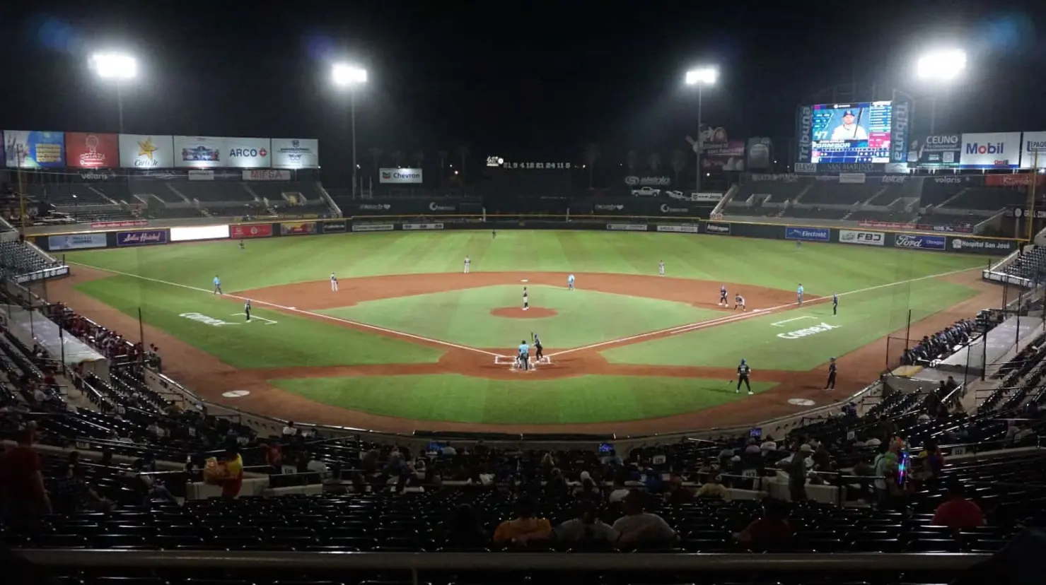 Yaquis de Obregón recibe a Sultanes de Monterrey en serie de tres juegos