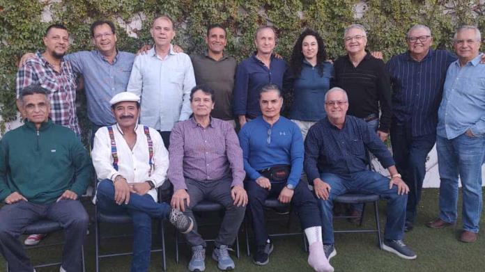Reunión anual de destacados karatecas en Ciudad Obregón; asisten más de 20 personas Reunión anual de destacados karatecas en Ciudad Obregón; asisten más de 20 personas
