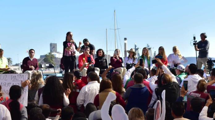 Claudia Sheinbaum: Ha sido una transformación pacífica, durante su evento en Guaymas Claudia Sheinbaum: Ha sido una transformación pacífica, durante su evento en Guaymas