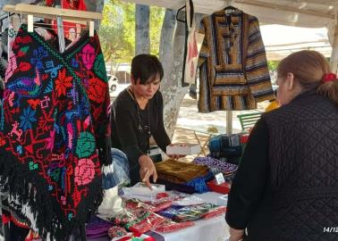 Cajemenses muestran sus artesanías en Tianguis Navideño