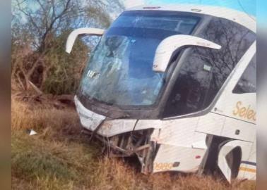 Se accidenta camión con pacientes del IMSS en tramo Guaymas-Obregón