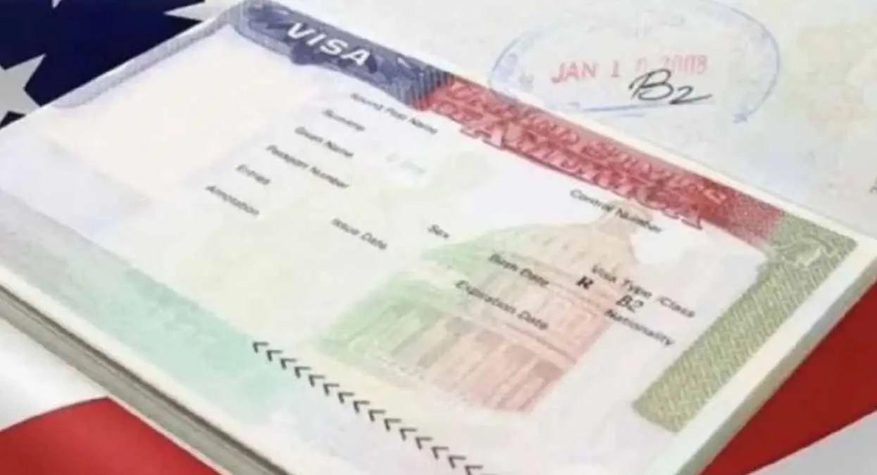 ¿Sabes qué significa la hoja rosa que te dan en el trámite de la visa? aquí te decimos
