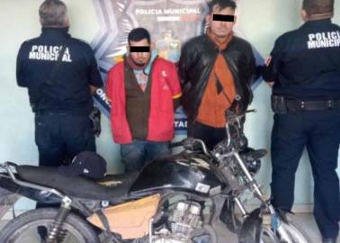 Autoridades detienen en Cajeme a dos sujetos con moto robada Autoridades detienen en Cajeme a dos sujetos con moto robada
