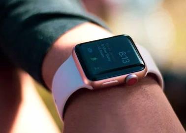 Coppel casi te regala este smartwatch: es resistente al agua y puedes pagar con él