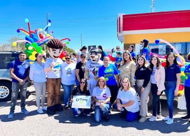 Familiares de personas con autismo van por instalaciones en 2024