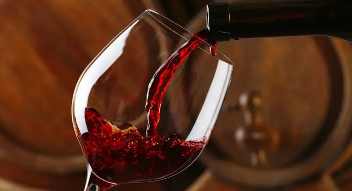 ¿Por qué no se debe exceder con el consumo de alcohol en festejos de Fin de Año?