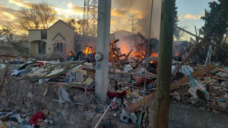 Explosión de vivienda en Cananea causa un herido de gravedad y 14 con lesiones menores