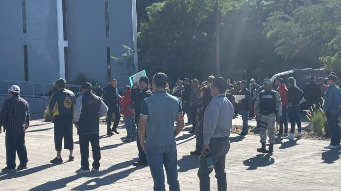 VIDEO | Descartan peligro de bomba en Agencia Fiscal VIDEO | Descartan peligro de bomba en Agencia Fiscal