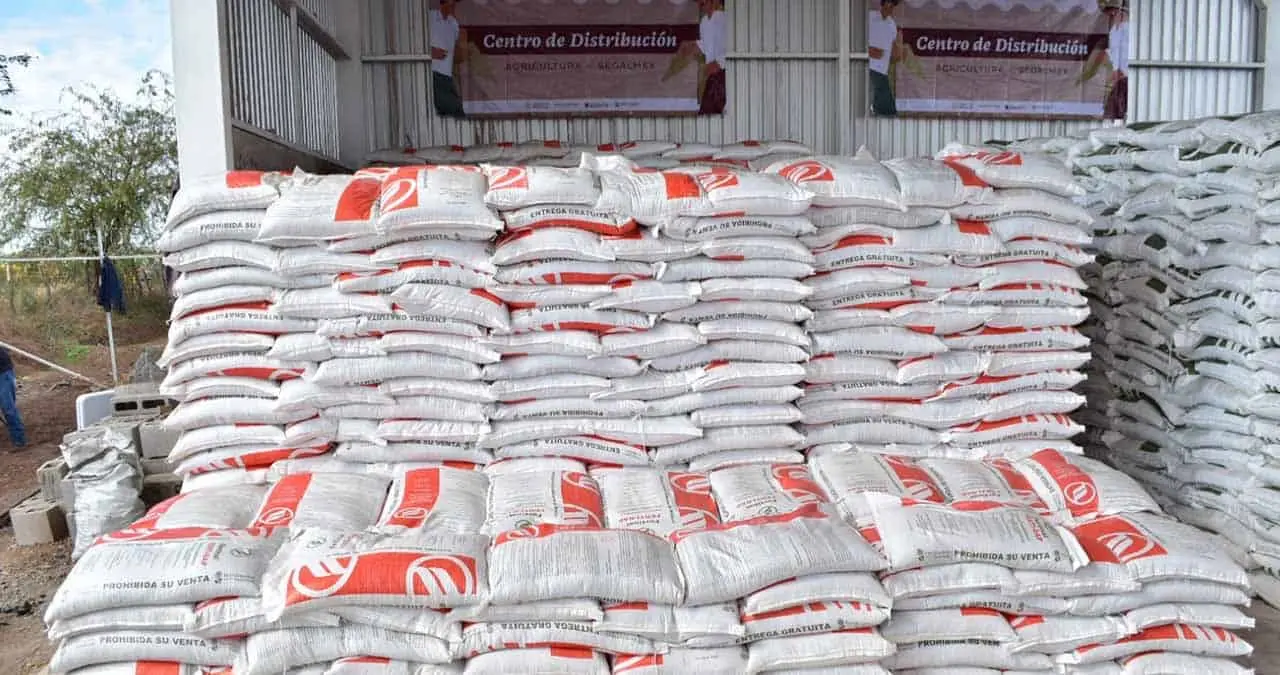 Entregan fertilizantes a productores yaquis