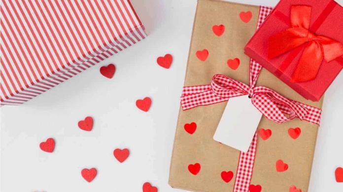 ¿No sabes qué regalar este 14 de febrero? Liverpool tiene este set de collar de perlas con 50% de descuento