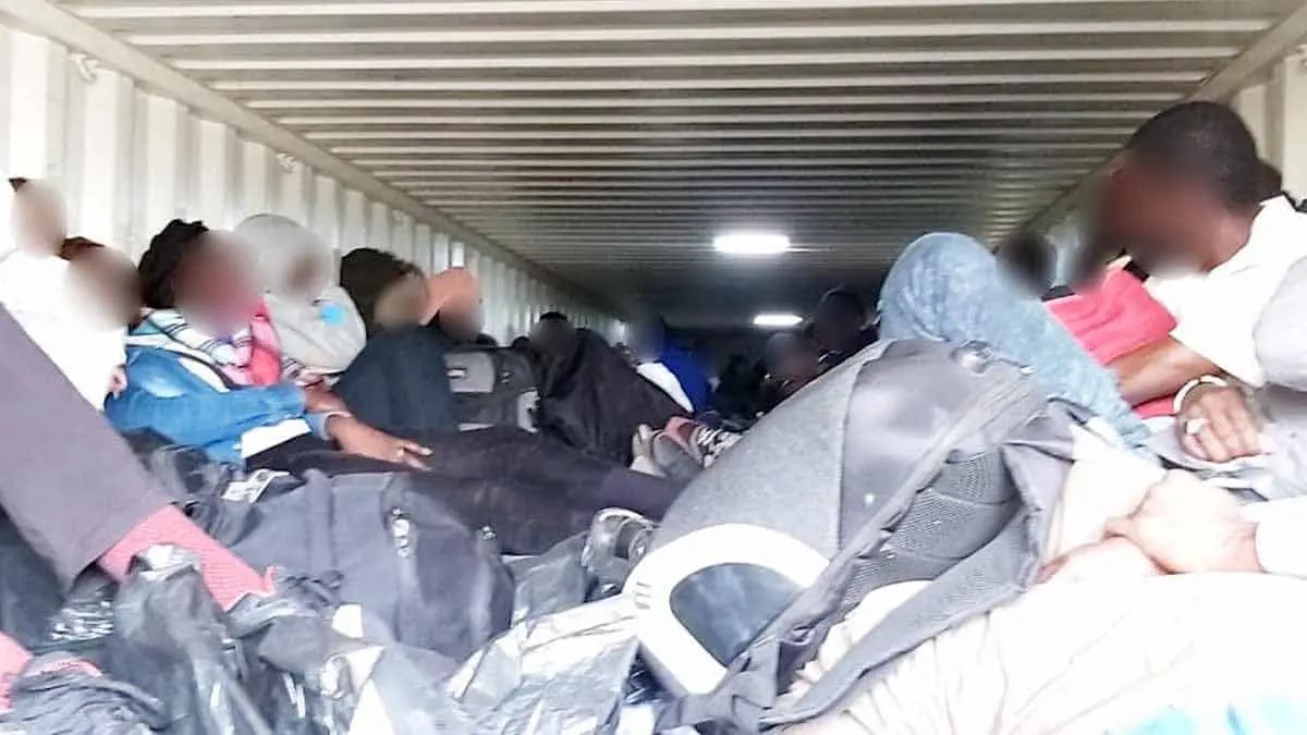 Transportaban 251 migrantes en vagones del tren en Hermosillo