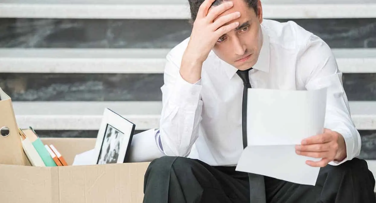 ¿Eres de los que siempre llega tarde al trabajo? Te decimos si pueden despedirte por ello
