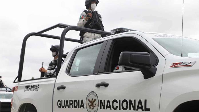 Detienen a cuatro policías municipales; uno es investigado por secuestro Detienen a cuatro policías municipales; uno es investigado por secuestro