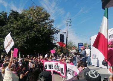 Marchan por la Democracia en Hermosillo