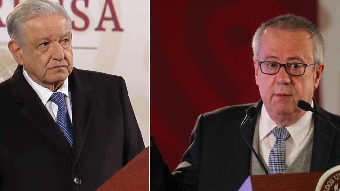 AMLO lamenta fallecimiento de Carlos Urzúa y acusa de zopilotes a la oposición AMLO lamenta fallecimiento de Carlos Urzúa y acusa de zopilotes a la oposición