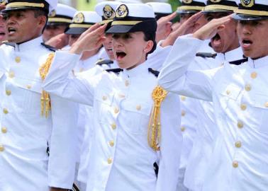 ¿Cuáles son los castigos por indisciplina que reciben los cadetes en la Marina?