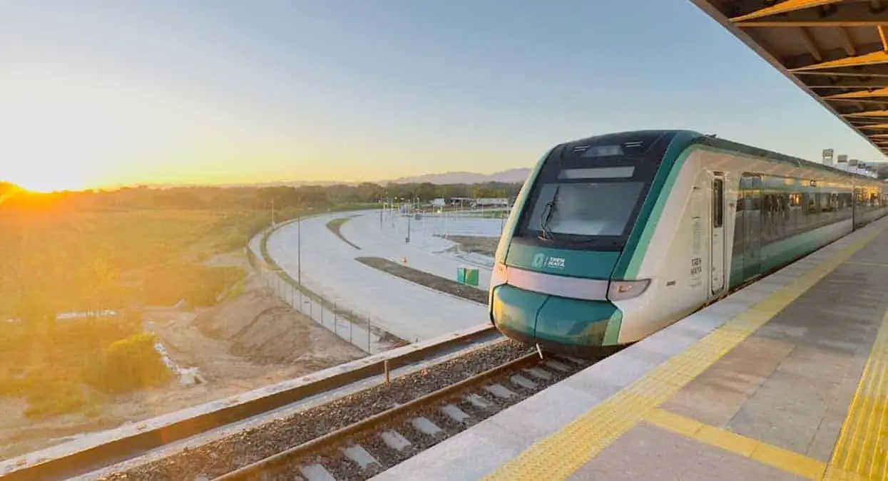 ¿Quieres trabajar en el Tren Maya? Abren vacantes en varias áreas