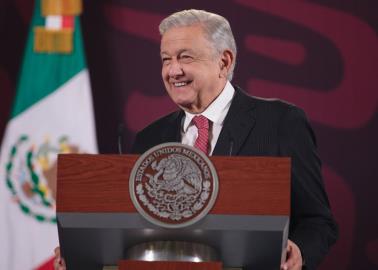 AMLO celebra crecimiento económico de 3.2% y destaca reducción de la inflación