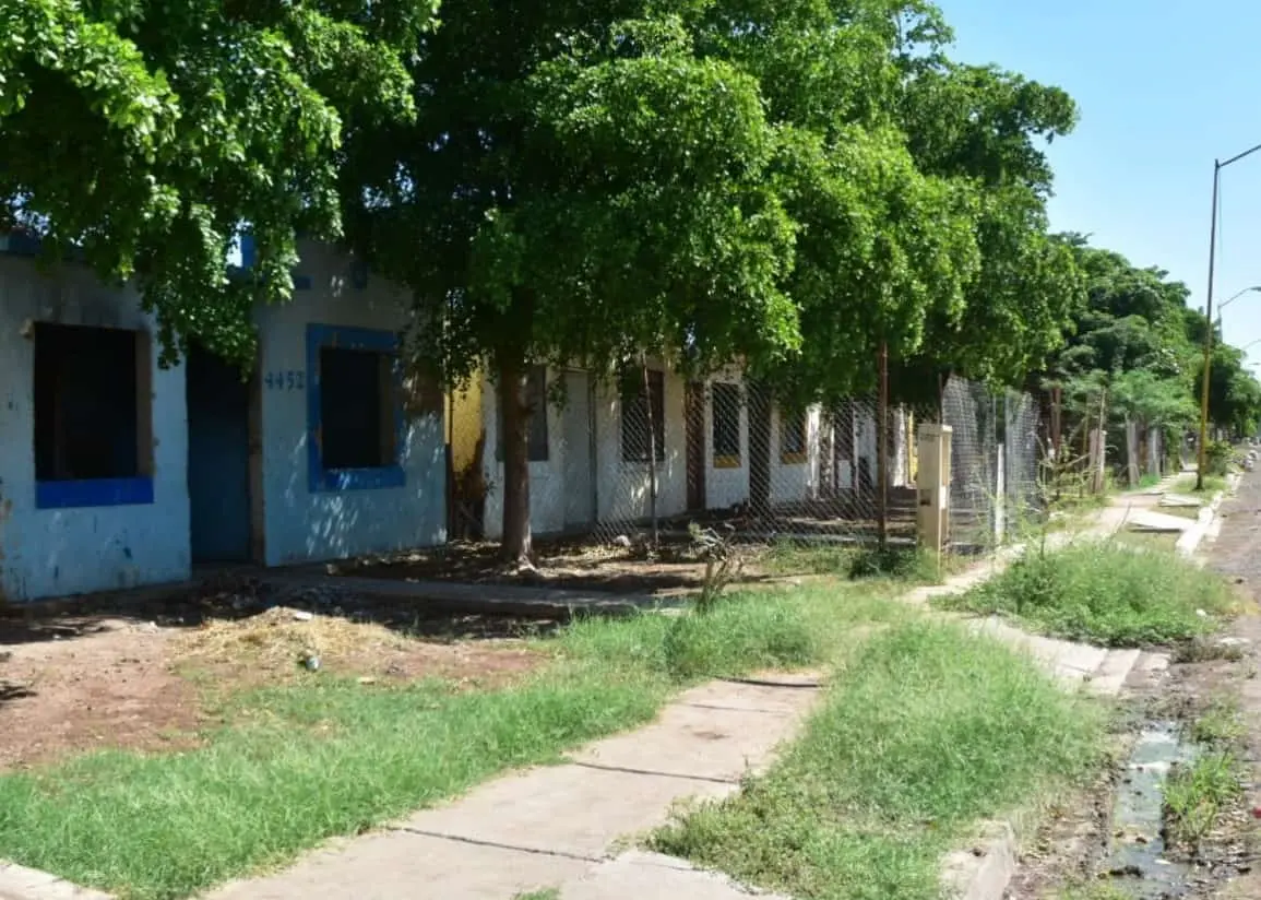 Vecinos de Urbi Villas del Real demandarán a inmobiliaria ILT en Cajeme 