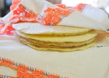 Así puedes dejar tus servilletas de las tortillas como nuevas